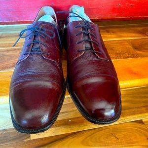 Bostonian dress shoe size 10 1/2 Red/burgundy